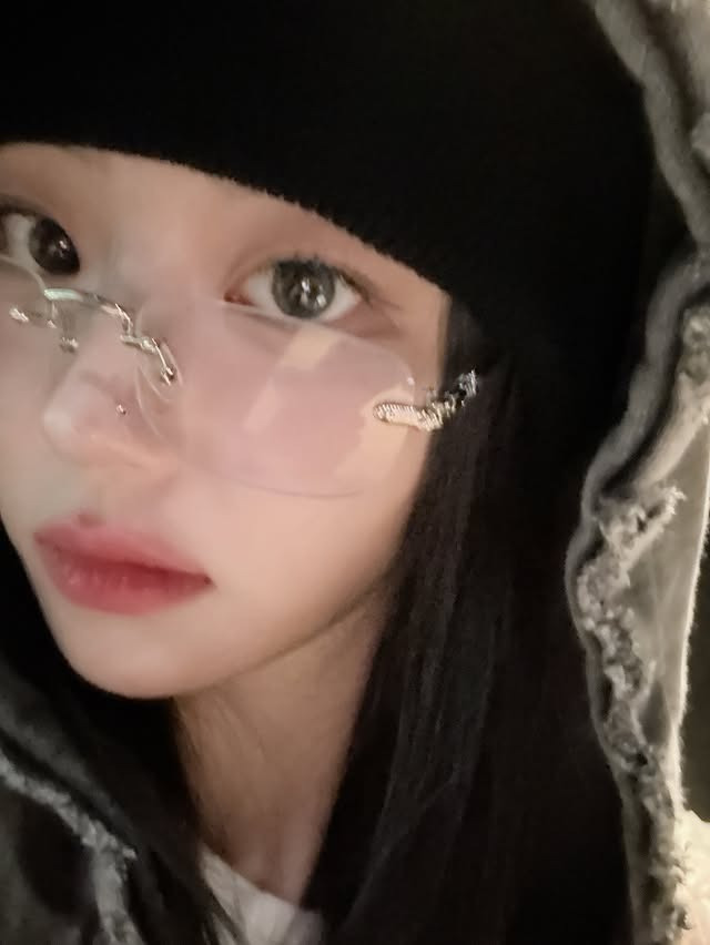 여돌들 중에서도 이쁜축에 속한다고 보는 QWER쵸단 | 인스티즈