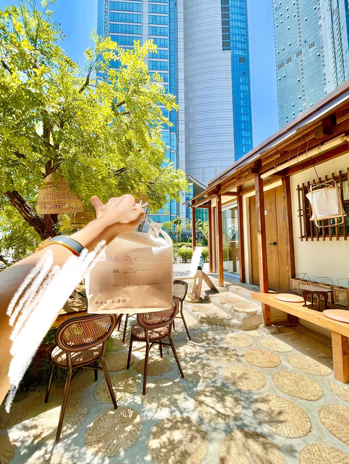 영종도에서 히트친 하루 7천개를 판매한 소금빵집 | 인스티즈