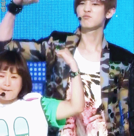 키큰 남자와 키작은 여자가 만났을때 키차이.jpgif | 인스티즈