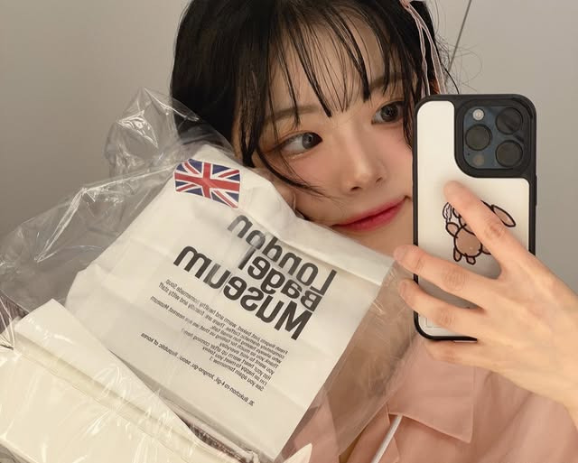 여돌들 중에서도 이쁜축에 속한다고 보는 QWER쵸단 | 인스티즈