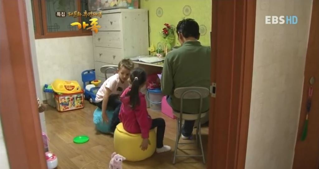 2012년도에 방송된 러시아 한국 혼혈가족 | 인스티즈