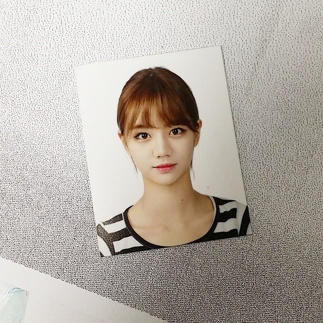 굴욕없는 연예인들 여권 증명사진.jpg | 인스티즈