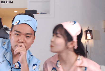 염보성 뽀뽀 모음.gif | 인스티즈