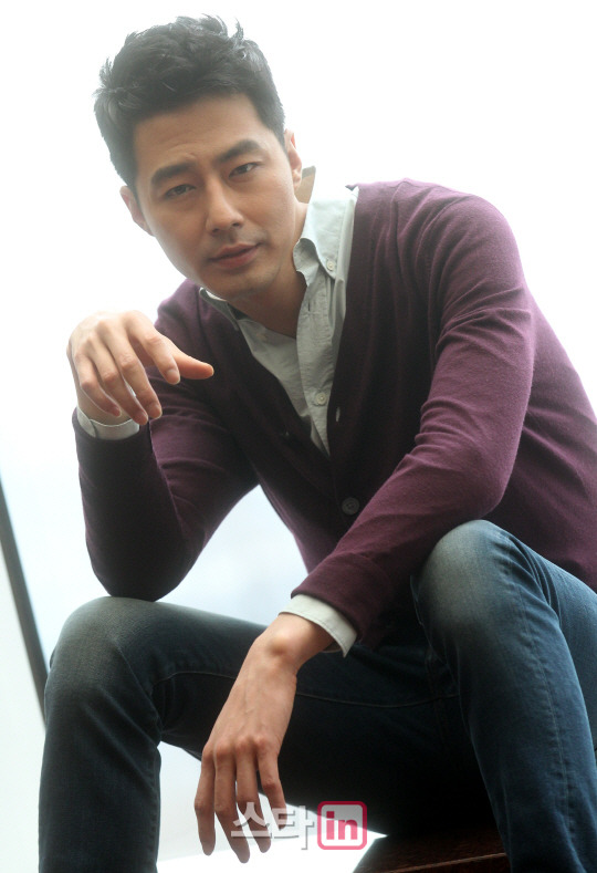 씨스루 수염을 갖고있는 연예인들.jpg | 인스티즈