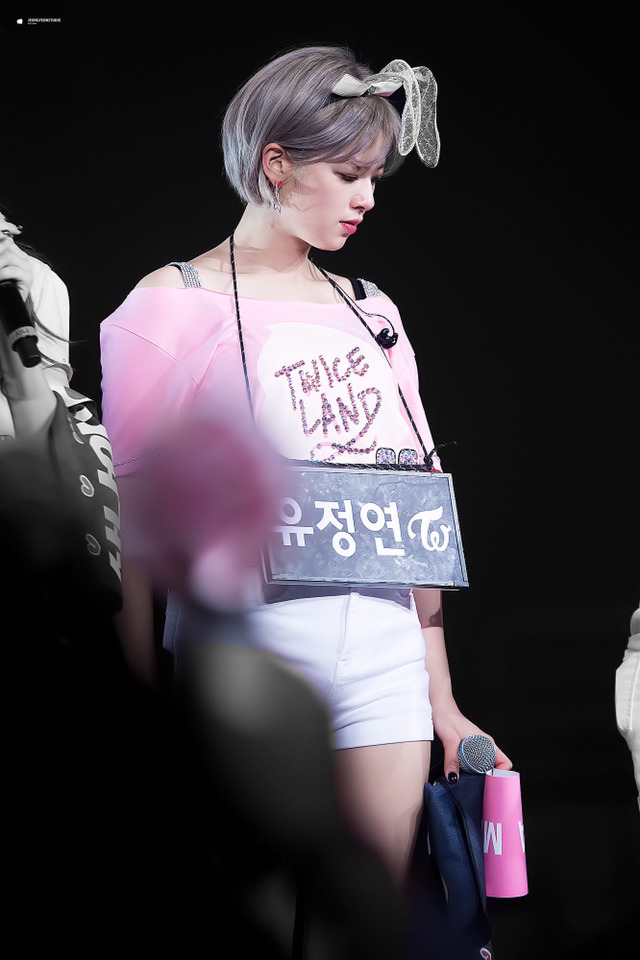 숏컷 탈피하고 리즈찍는 트와이스 정연 | 인스티즈