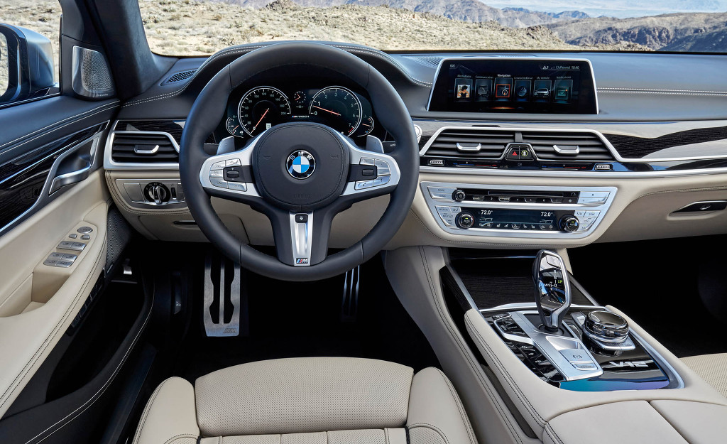 2017 BMW M760i xDrive [데이터주의] | 인스티즈