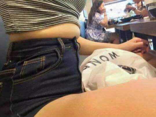 여자들 뱃살.jpg | 인스티즈