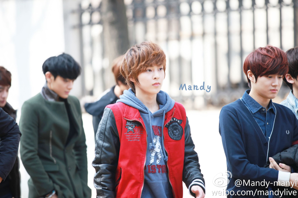 엑소 시우민 데뷔초에 27일만에 나타나서 팬들 뒤집어졌던 날 | 인스티즈