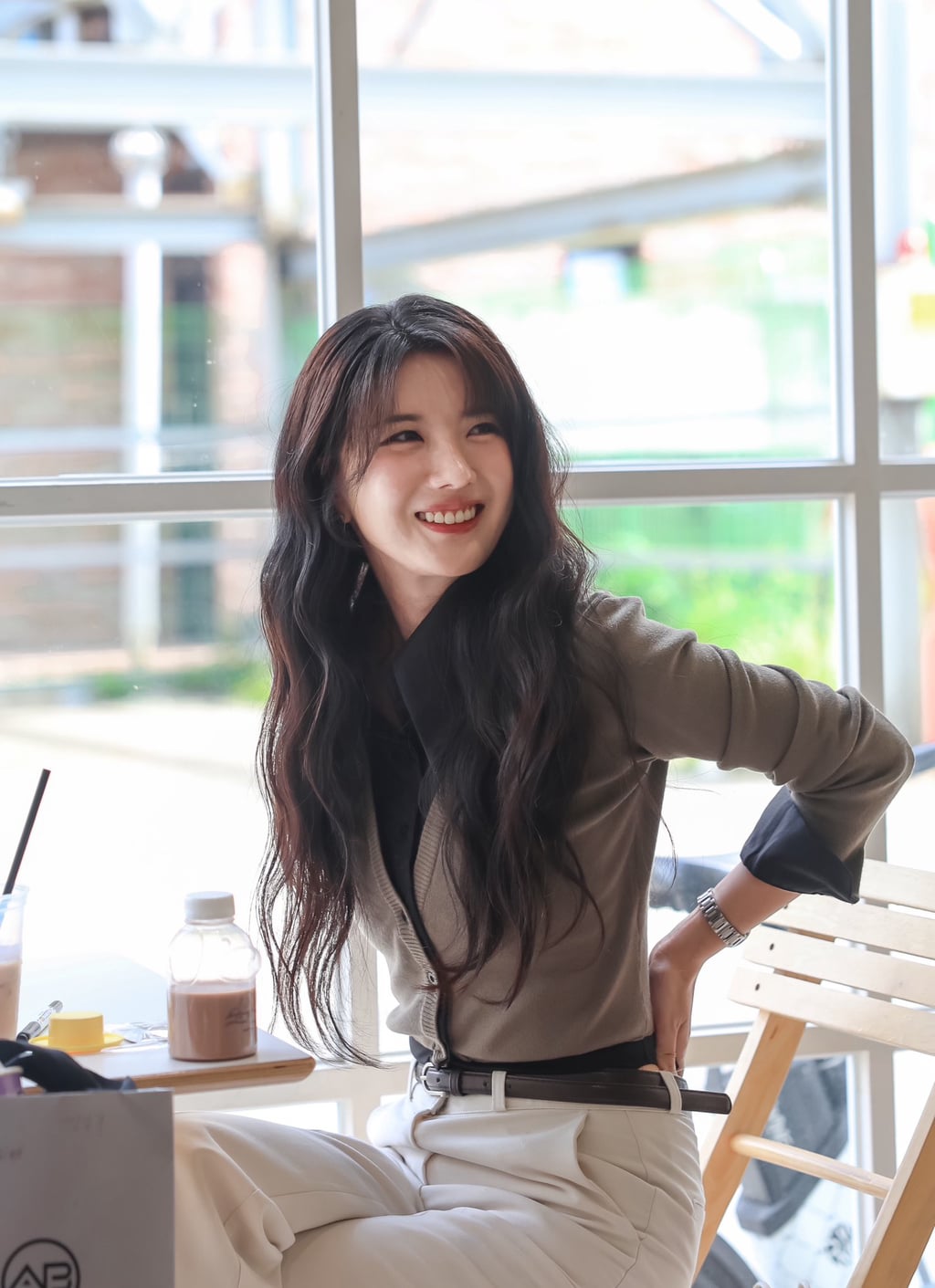 엔터 직원 출신 일반인에게 팬이 생기면 생기는 일.jpg | 인스티즈