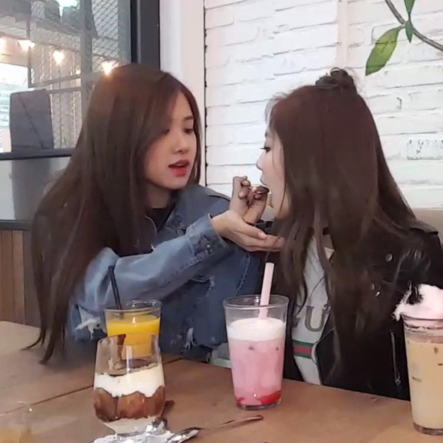 [블랙핑크] 제니가 맛 없는걸 먹었을때 | 인스티즈