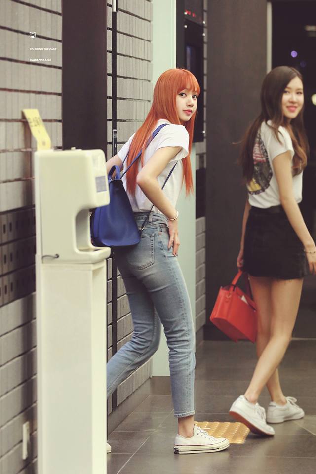 볼 때마다 놀라는 블랙핑크 리사 비율.jpg | 인스티즈