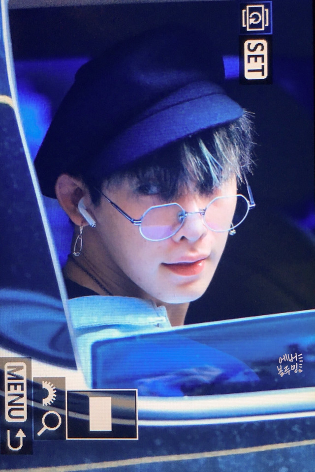 에어팟을 착용한 아이돌, 연예인 모음 | 인스티즈