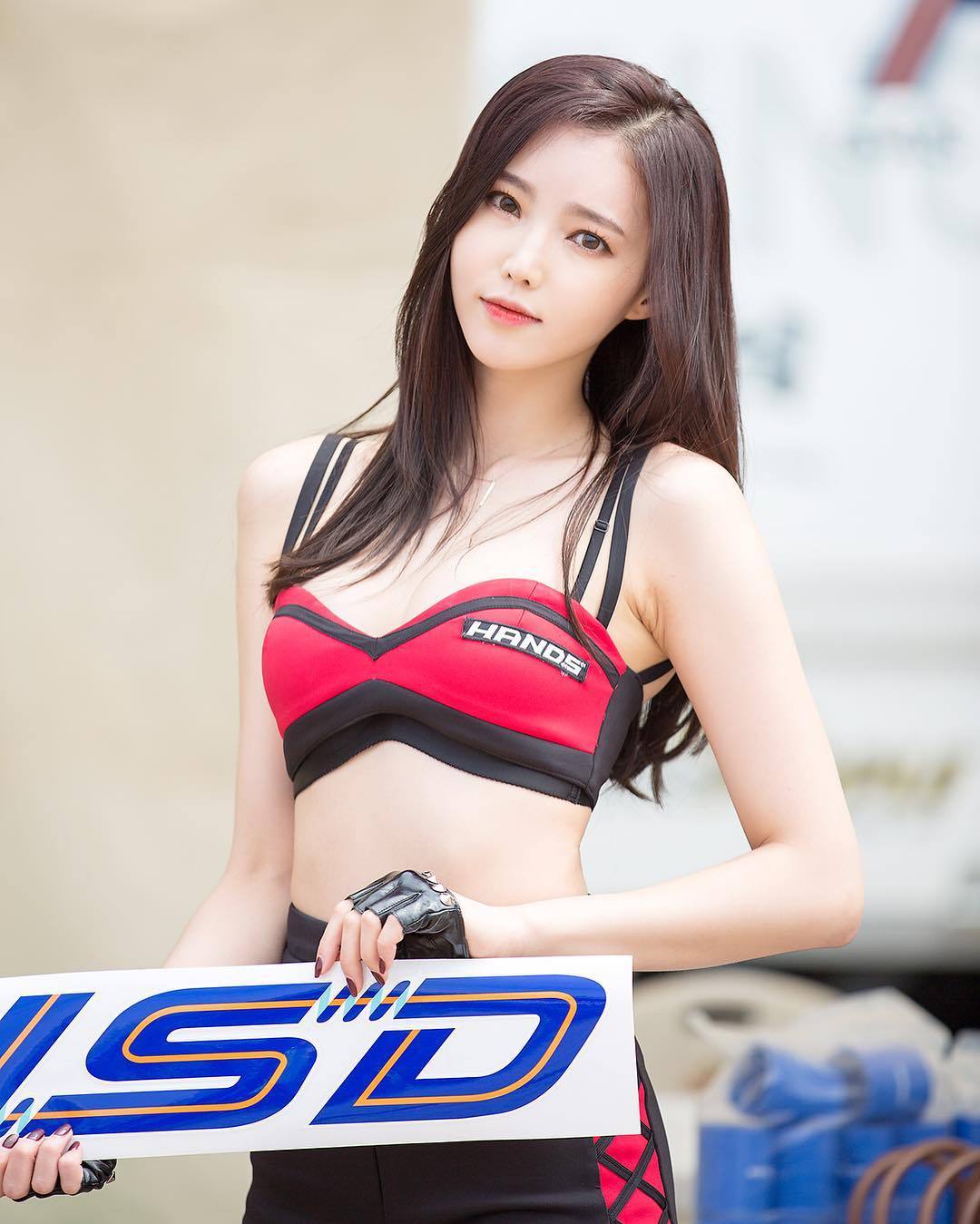 여자친구처럼 나온 레이싱모델 김보라 | 인스티즈