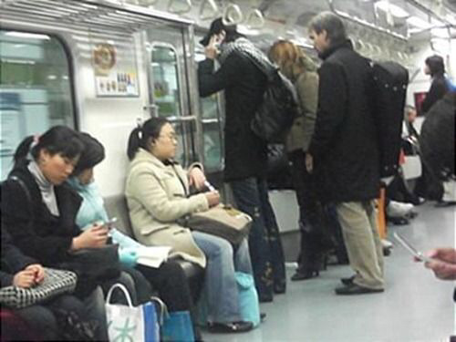 지하철에서 만난 연예인들.jpg | 인스티즈