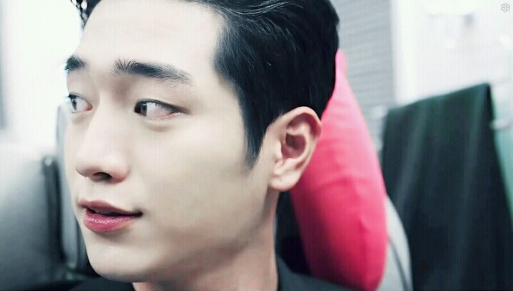 [고르기글] 이별상황 고르기 (feat . 서강준 남주혁) | 인스티즈