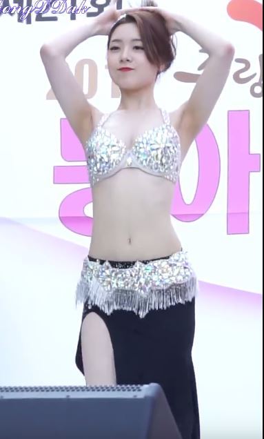 밸리댄스녀 겨드랑이 움짤.JPGIF | 인스티즈