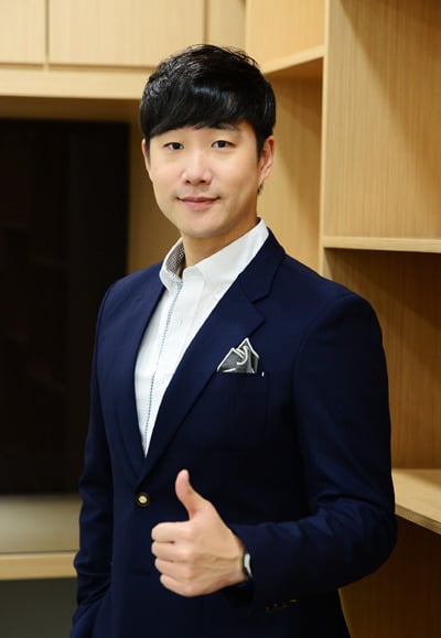 훈내나는 잘생긴 SBS 남자 아나운서 | 인스티즈