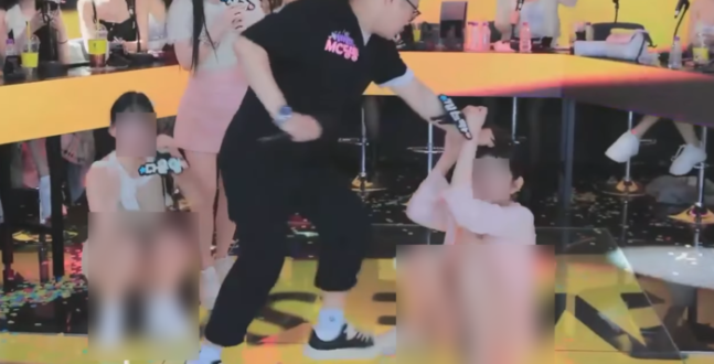 [정보/소식] MC딩동 머리채 폭행보다 더 충격적인 장면…"말리는 이는 아무도 없었다" | 인스티즈