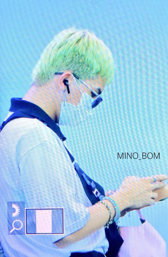 에어팟을 착용한 아이돌, 연예인 모음 | 인스티즈