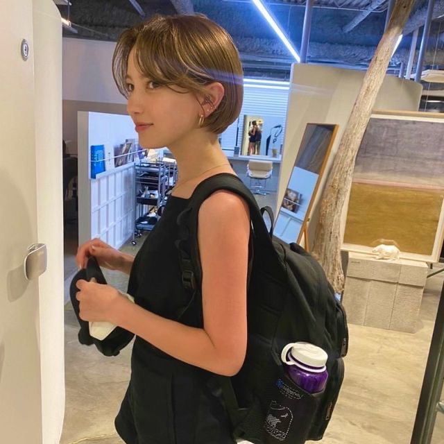 요즘은 단발이 끌리더라... ✂️💇🏻 참고하기 좋은 트렌디한 단발 디자인.jpg | 인스티즈