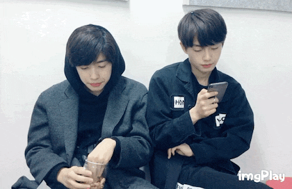 [고르기] 똥쌀때 마다 남친한테 문자 가기 vs 방구 낄때 마다 남친한테 문자 가기 | 인스티즈