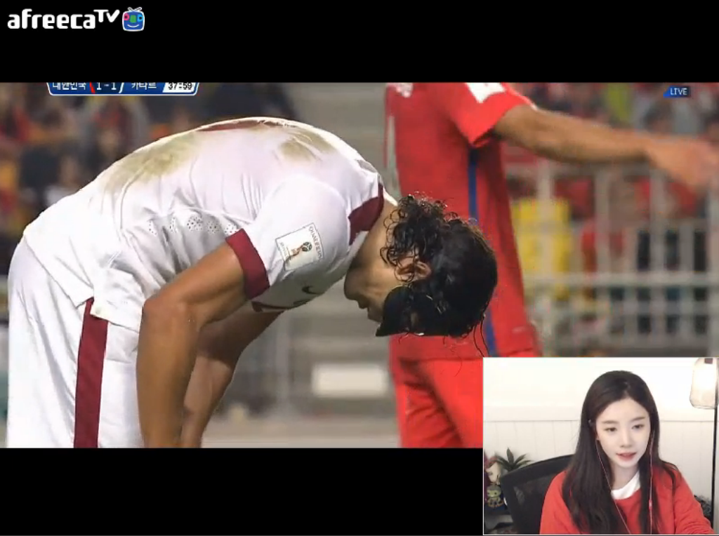 한국대표팀 축구 중계하는 아프리카 여bj.jpg | 인스티즈