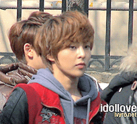 엑소 시우민 데뷔초에 27일만에 나타나서 팬들 뒤집어졌던 날 | 인스티즈