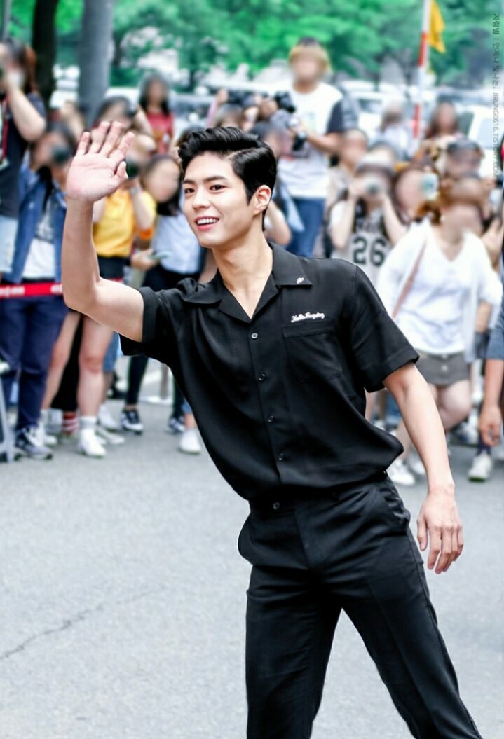 박보검 실물을 본 기자의 얼굴평...JPG | 인스티즈