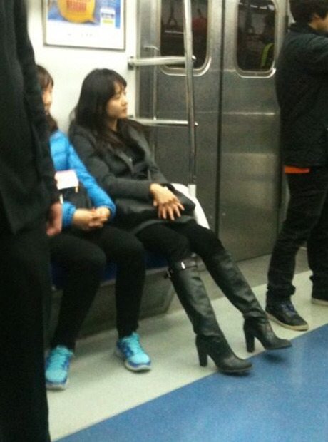 지하철에서 만난 연예인들.jpg | 인스티즈