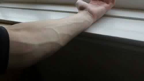 여자들이 은근 좋아하는 남자의 신체 부위 | 인스티즈