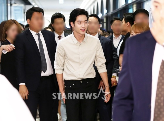 서강준 포마드 머리 스타일.JPG | 인스티즈