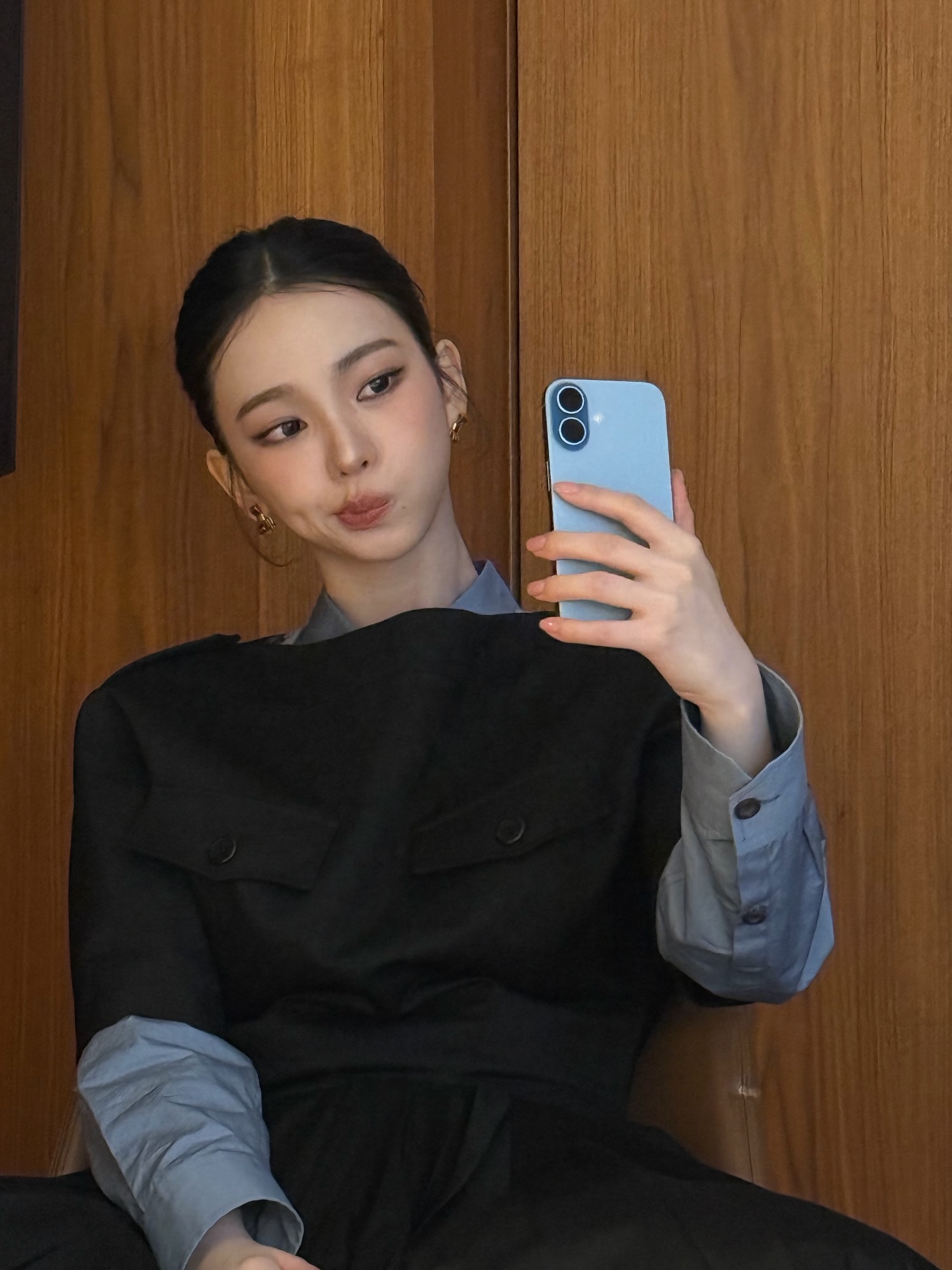 올빽머리 프라다 풀착장한 카리나 인스타 .jpg | 인스티즈