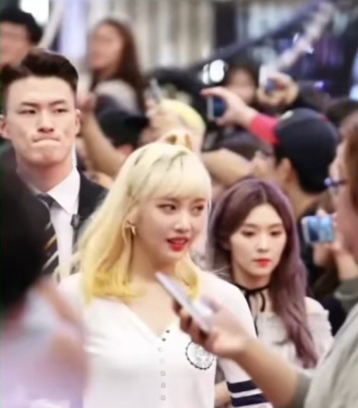 신승호 레드벨벳 경호원 시절.jpg | 인스티즈