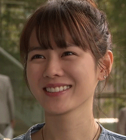 손예진 눈웃음 모음.gif | 인스티즈