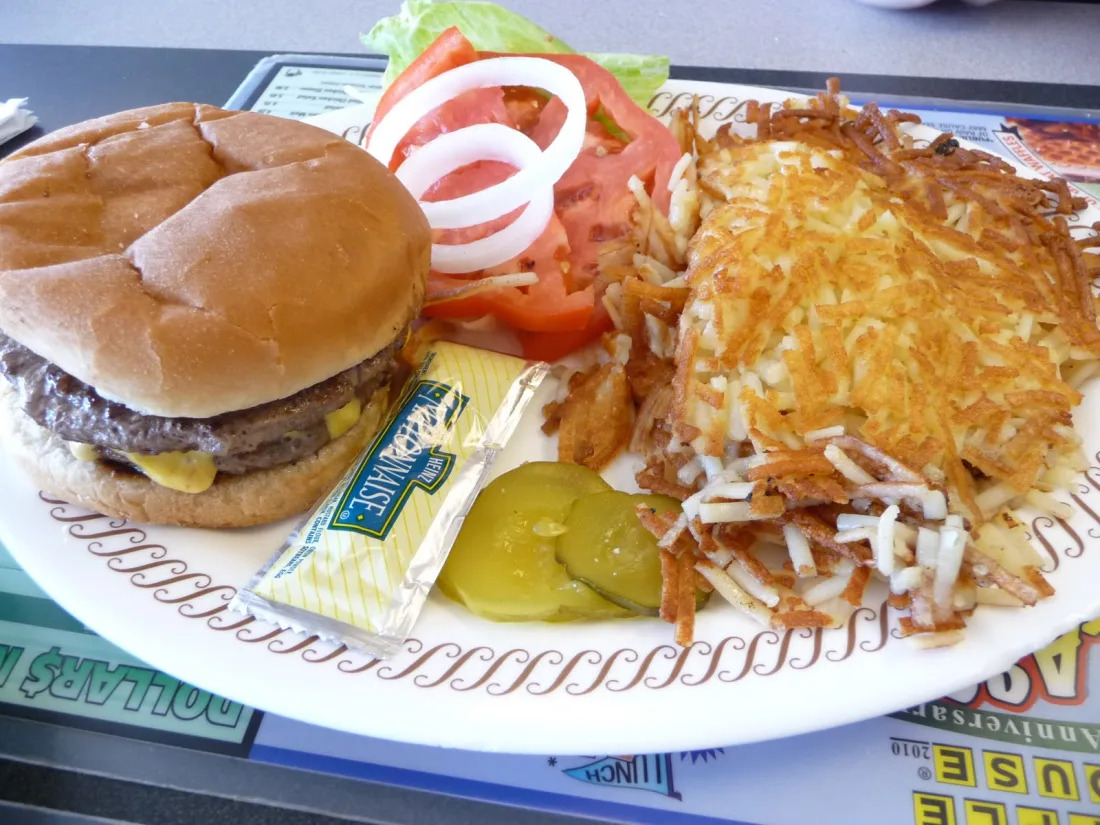 미국의 24시간 영업 식당 와플하우스 .jpeg | 인스티즈