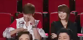 김혜수 앞에서 쩔쩔매는 남자배우들.jpg | 인스티즈