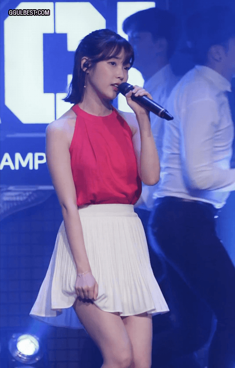 개인적으로 생각하는 색기 원탑 가수.gif | 인스티즈