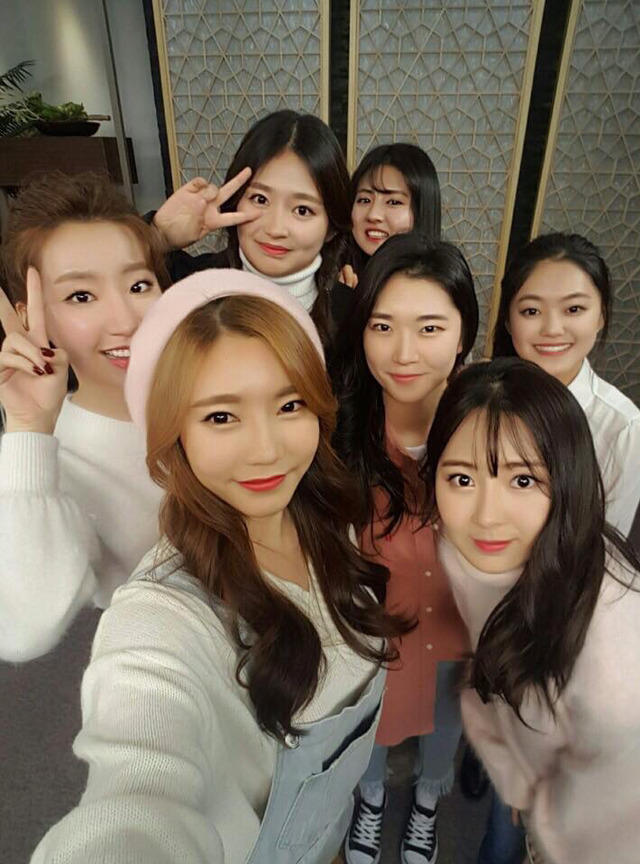 흰눈이 기쁨되는날 ~ 7공주 근황.jpg | 인스티즈