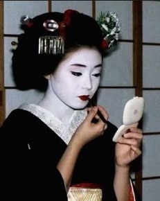 일본의 전통 게이샤 화장법 | 인스티즈