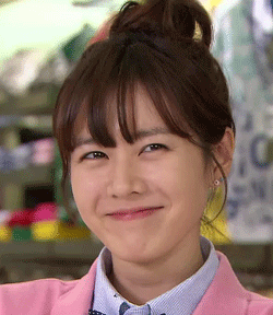 손예진 눈웃음 모음.gif | 인스티즈