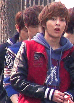 엑소 시우민 데뷔초에 27일만에 나타나서 팬들 뒤집어졌던 날 | 인스티즈