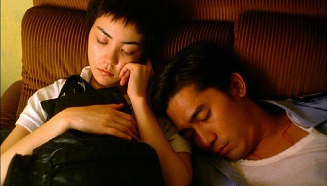 사랑에도 유통기한이 있다면 내 사랑은 만 년으로 하고 싶다 | 인스티즈