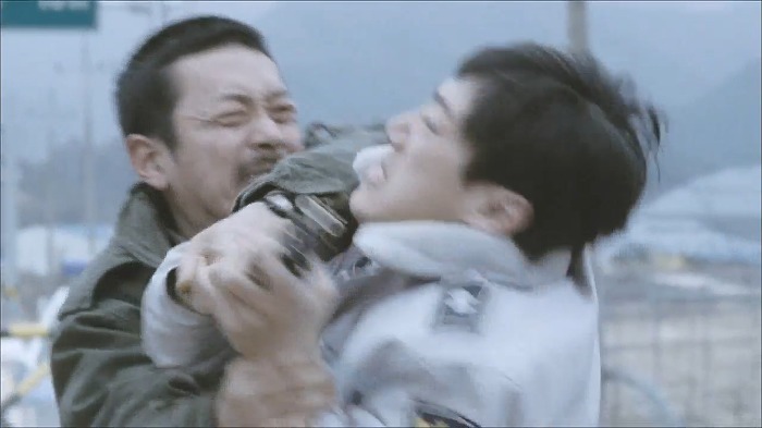 [황해] 영화에서 억울하고 무섭고 짠내터지는 연기 잘 하는 하정우.. | 인스티즈