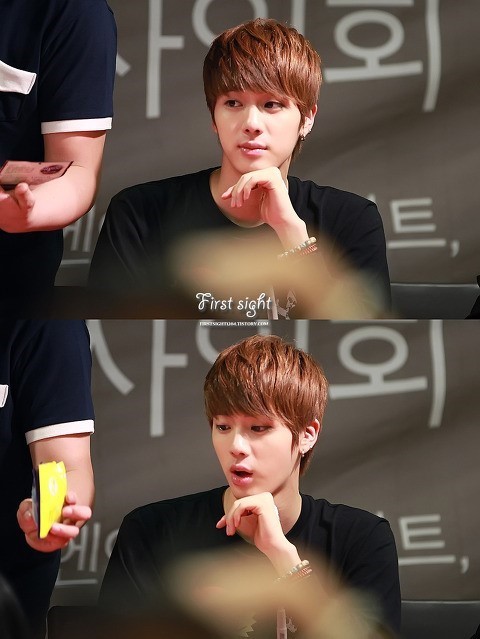 분위기 다른 데뷔초(22세) VS 현재(29세) 방탄 진 | 인스티즈