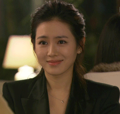 손예진 눈웃음 모음.gif | 인스티즈