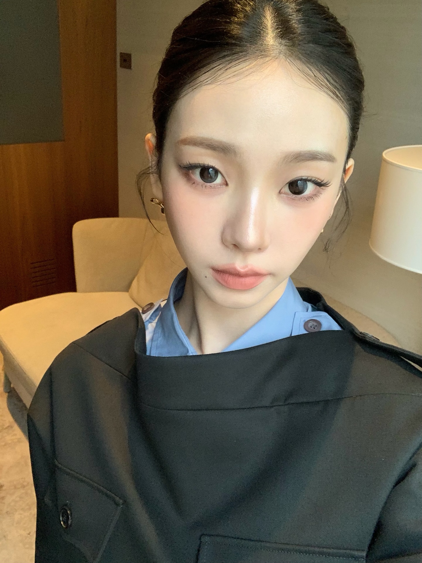 올빽머리 프라다 풀착장한 카리나 인스타 .jpg | 인스티즈