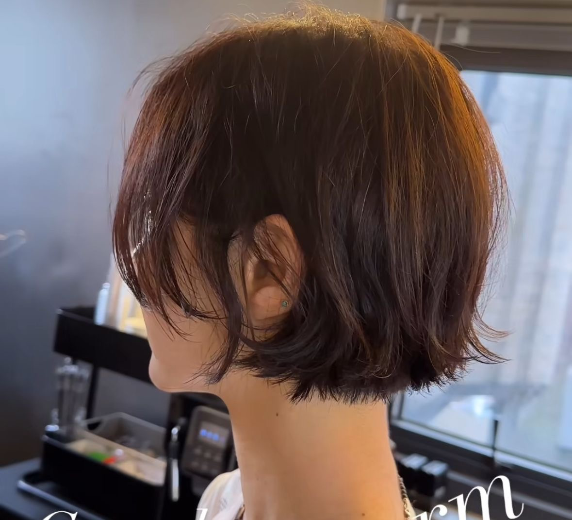 요즘은 단발이 끌리더라... ✂️💇🏻 참고하기 좋은 트렌디한 단발 디자인.jpg | 인스티즈