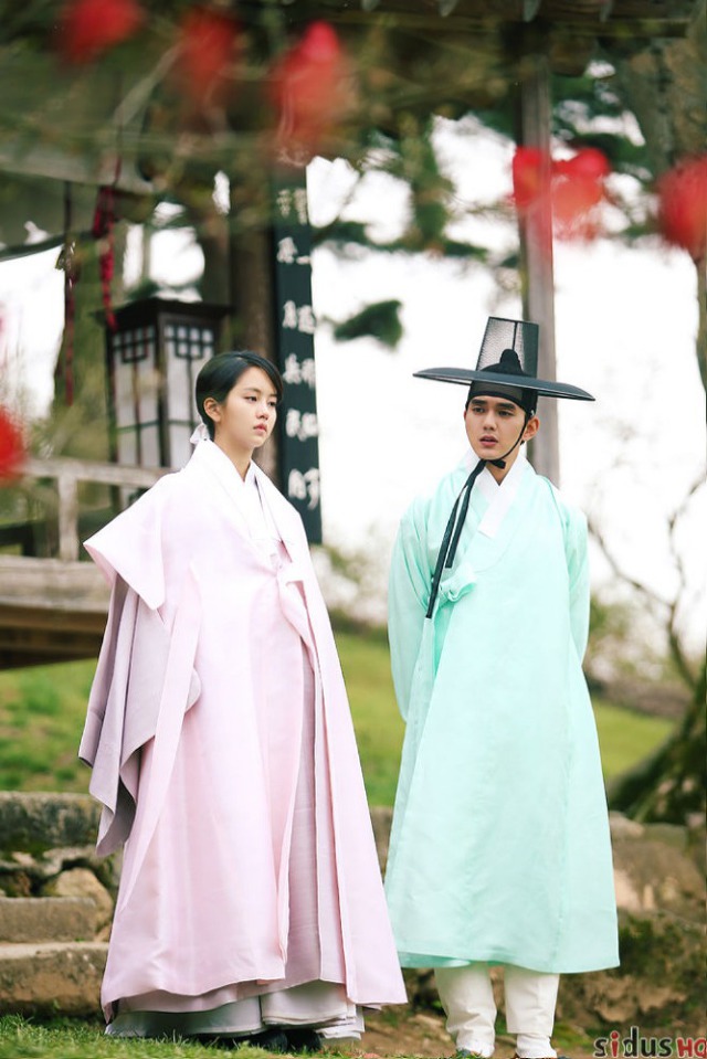 우산 어깨를 가진 남자 연예인 3대장 | 인스티즈