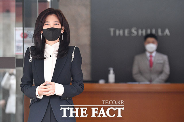 이부진 호텔 신라 사장이 입은 재킷 | 인스티즈