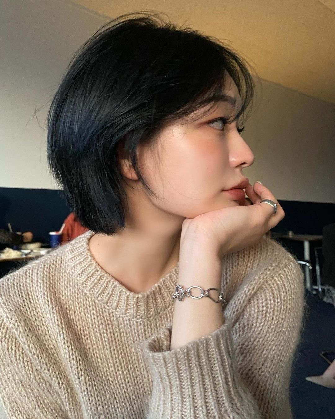요즘은 단발이 끌리더라... ✂️💇🏻 참고하기 좋은 트렌디한 단발 디자인.jpg | 인스티즈